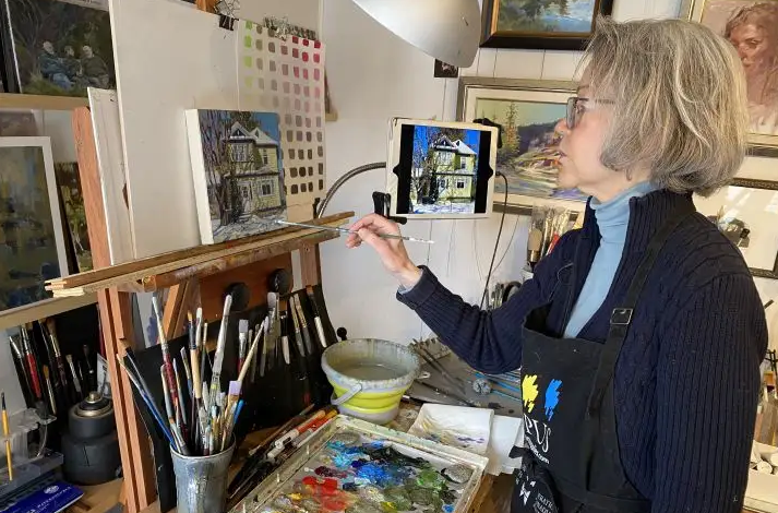 Painting for Profit: Your Home’s Strategic Weapon in Calgary’s Market